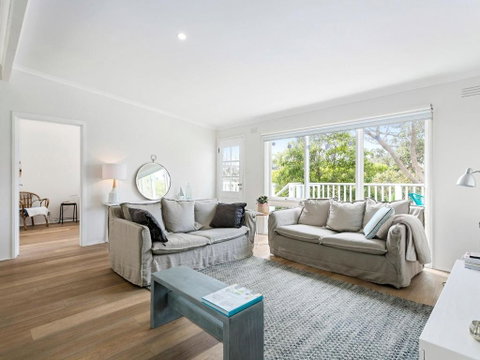 Saltwood Blairgowrie - Go Out 0