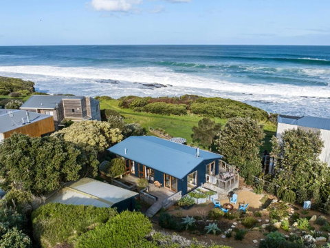 Sand & Sauna Retreat - Go Out 0