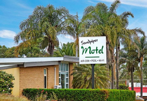 Sandpiper Motel Ulladulla - Go Out 3