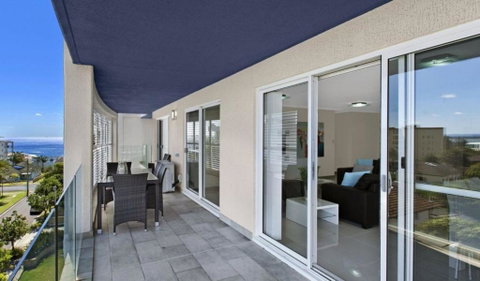 Sandy Cove Apartment The Entrance 45 - Go Out 1