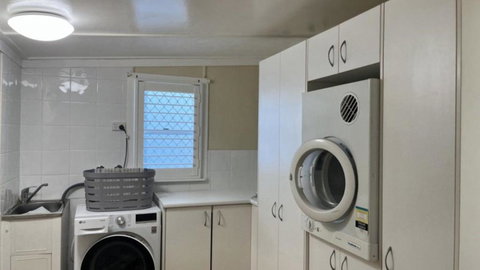 Sandy Days 4551 - Go Out 1