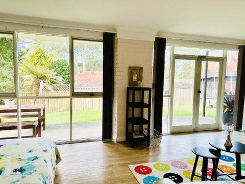 Studio In Turramurra - Go Out 2