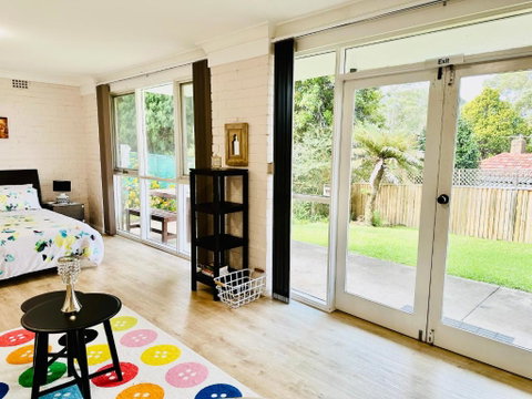 Studio In Turramurra - Go Out 1