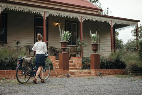 Summerlands - Country Luxe - Pubs and Clubs 3