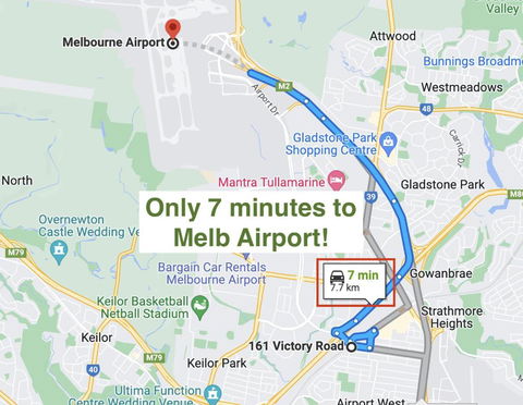 Sunny House - Melbourne Airport Home - Pubs and Clubs 2