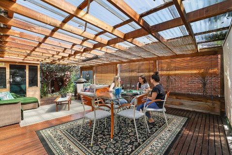 The Carrum Escape - Pubs and Clubs 1