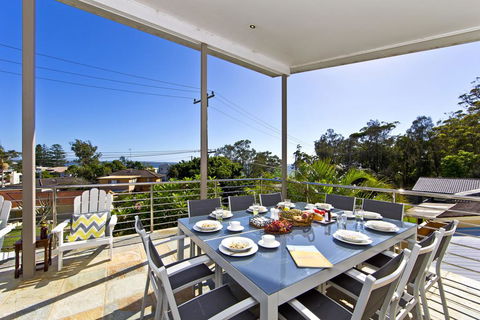 Beachside Haven - Your Perfect Oasis Home - Pubs and Clubs 1
