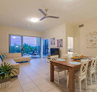 Beachside penthouse with 360views - Pubs and Clubs
