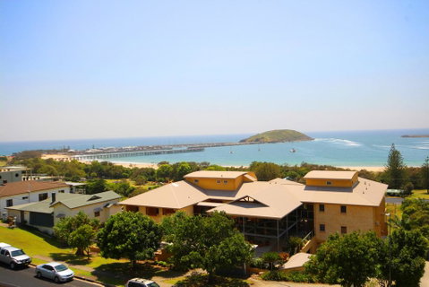 Beacon Heights Coffs Jetty - Pubs and Clubs 0