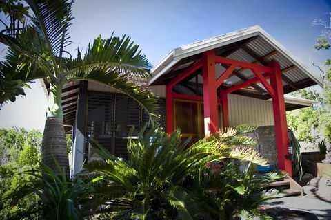Bedarra Beach House - Pubs and Clubs 2