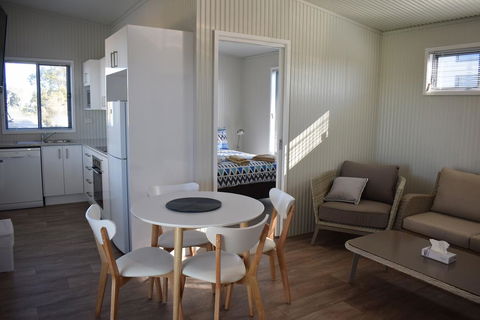 Bega Caravan Park - Go Out 0
