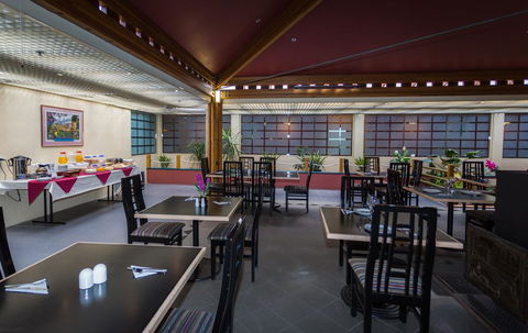 Belgravia Mountain Guest House - Pubs and Clubs 1