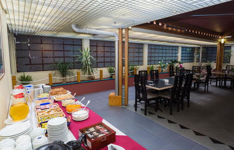 Belgravia Mountain Guest House - Pubs and Clubs 2