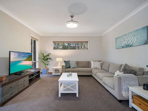 Belle View - Callala Bay - Go Out 1