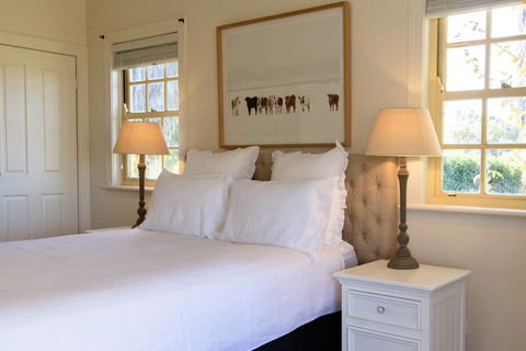 Bellfield House Mudgee - Pubs and Clubs 2