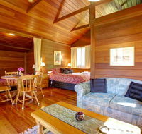 Bellingen Koompartoo Retreat - Pubs and Clubs