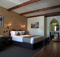 Belltower Motor Inn - Pubs and Clubs