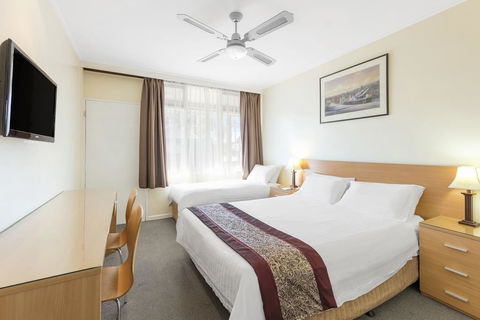 Best Western Governor Gipps Motor Inn - Go Out 3