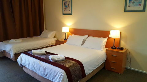 Best Western Governor Gipps Motor Inn - Go Out 0