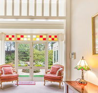 Bethany Manor Bed  Breakfast - Pubs and Clubs