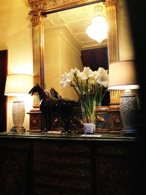 Beverley House - Pubs and Clubs 3