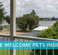 Big Stylish House with River Views Games Room  WiFI - Pubs and Clubs