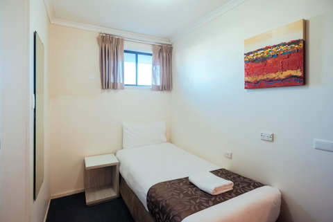 Big Windmill Corporate & Family Motel - Pubs and Clubs 3