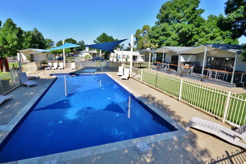 BIG4 Mildura Getaway - Pubs and Clubs 0