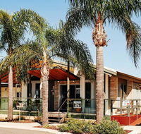 BIG4 Perth Midland Tourist Park - Pubs and Clubs