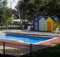 BIG4 Port Willunga Tourist Park - Pubs and Clubs