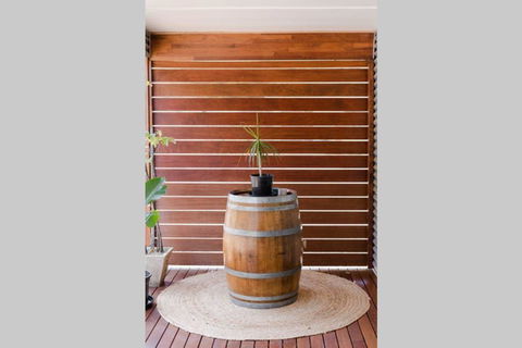 Bird In Hand Cottage, Port Noarlunga - Go Out 2