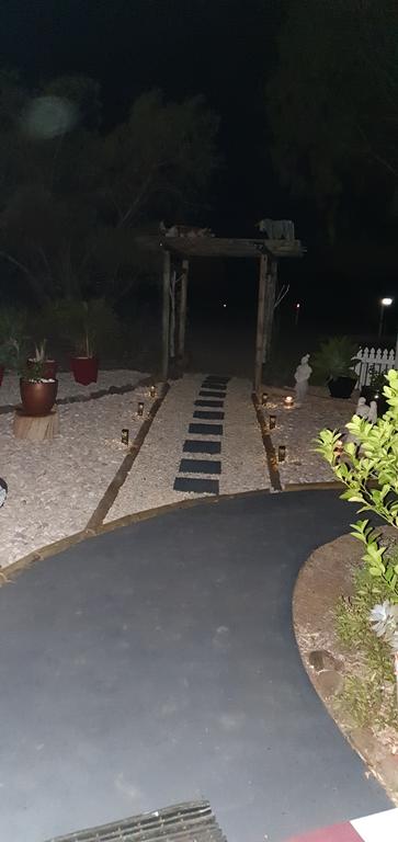 Birdhouse Cottage B&B - Go Out 2
