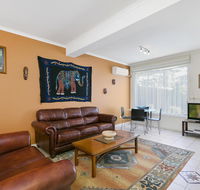 Black Dolphin Waterfront Apartment - Pubs and Clubs