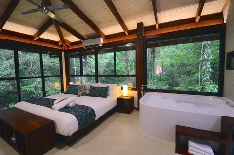 Black Palm Cape Tribulation - Pubs and Clubs 3