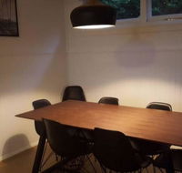 Blackheath Homely Modern Cottage - Pubs and Clubs