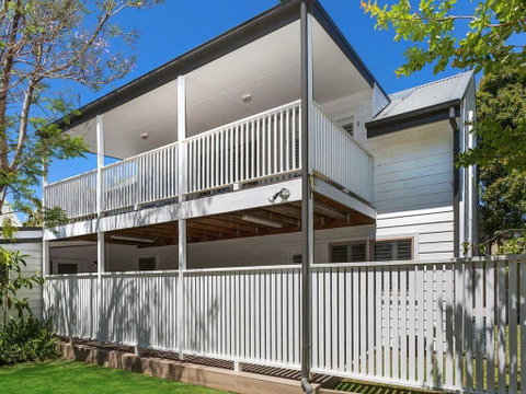 Blake Loft On Manning - 500 Metres To Two Beaches - Pubs and Clubs 0