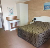 Blayney Central Motel - Pubs and Clubs