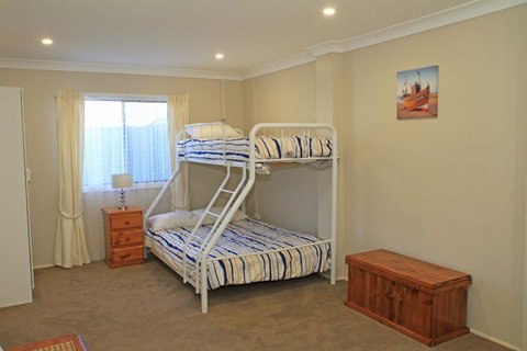 Blissful Paradise At Sussex Inlet - Go Out 1