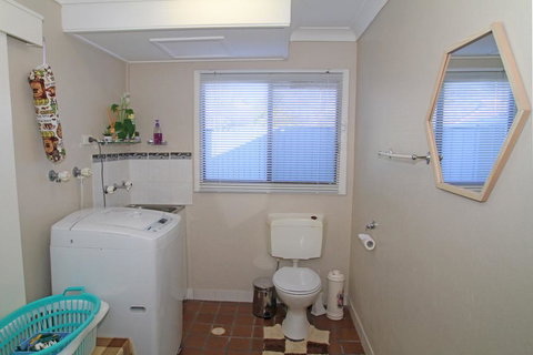 Blissful Paradise At Sussex Inlet - Go Out 3