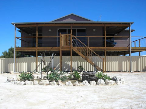Blue Sky Escapes Sunset Oddes-sea - Pubs and Clubs 0