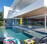 Bluey's Beach House - 5 Bedroom - Go Out