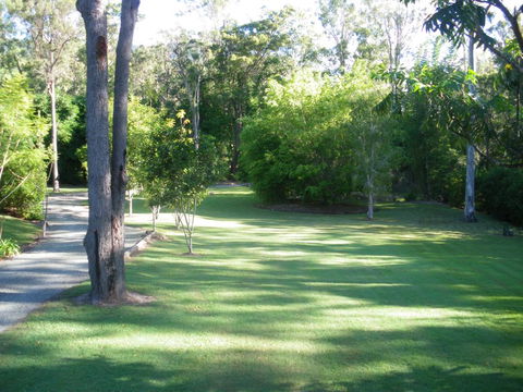 BoBRENE On Tamborine Nude Retreat - Quaint Cottage - Go Out 3