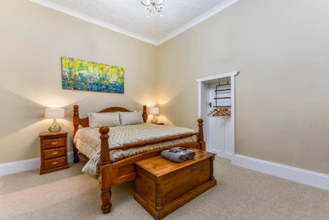 The Jazz B&B - Go Out 3