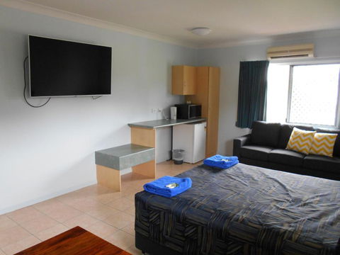 TI Motel Torres Strait - Pubs and Clubs 2