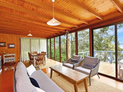 Wangi Waterfront HIdeaway - Pubs and Clubs 1