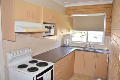 Wards Holiday Flat 7 - Pubs and Clubs 2