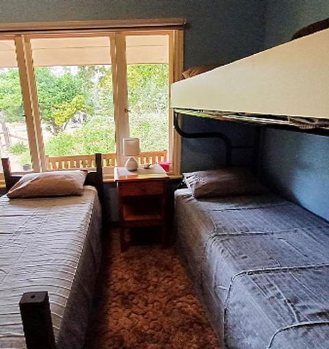 Warradale Lodge And Mini Golf - Pubs and Clubs 1