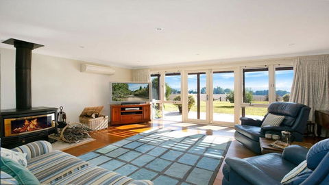 Warrington Park - Pubs and Clubs 1