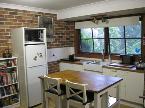 Warriwul Farmland Rural Retreat BnB, Curramore/Jamberoo - Pubs and Clubs 3
