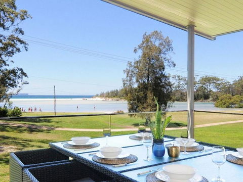 Waterview By Experience Jervis Bay - Pubs and Clubs 1